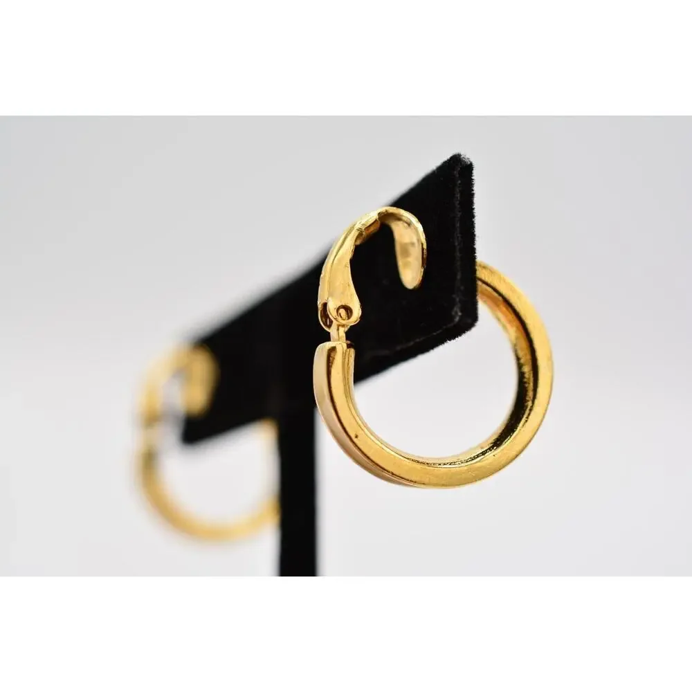 Crown Trifari Vintage Clip On Earrings Hoops Off White Enamel Gold Signed BinAB